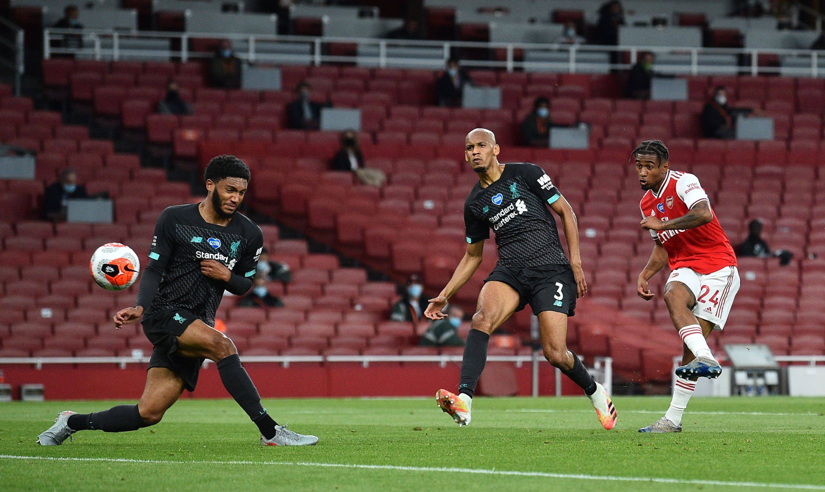 他采用冥想 他采用冥想